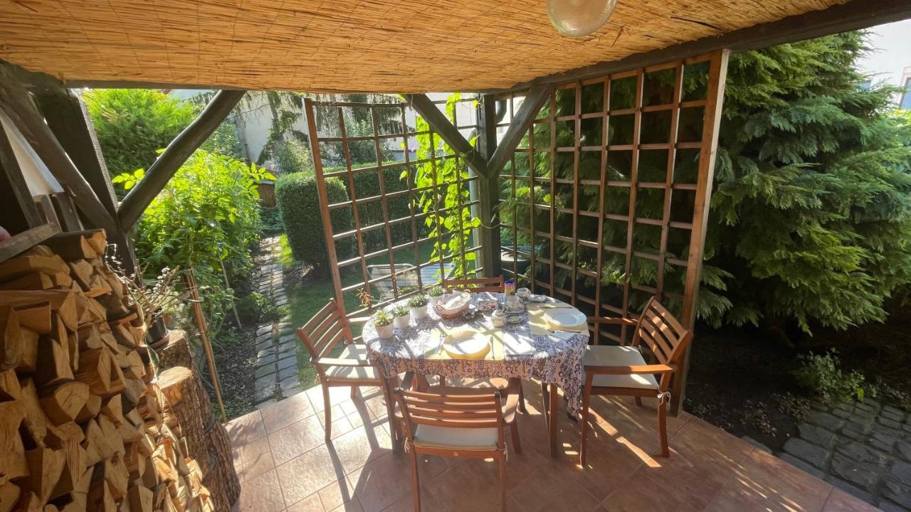 Magnolia Garden Apartment Mişcolţ Exterior foto